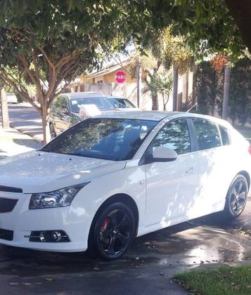 CHEVROLET CRUZE 1.8 LT SPORT6 16V FLEX 4P AUTOMÁTICO CHEVROLET CRUZE 1.8 LT SPORT6 16V FLEX 4P AUTOMÁTICO